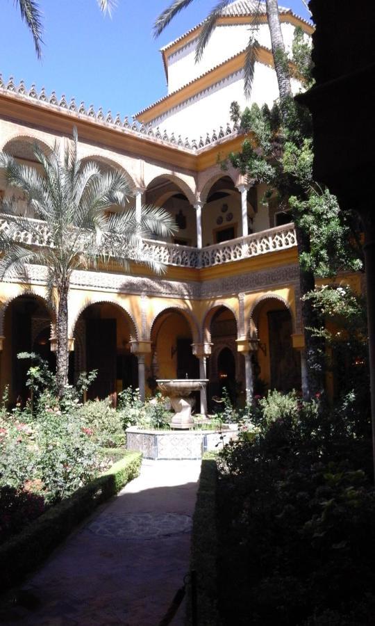 Hispalis Santa Angela Seville Exterior photo